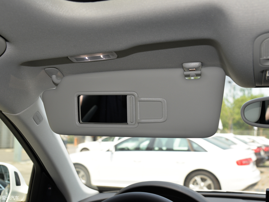 2015WQ3 35 TFSI quattro 300fo