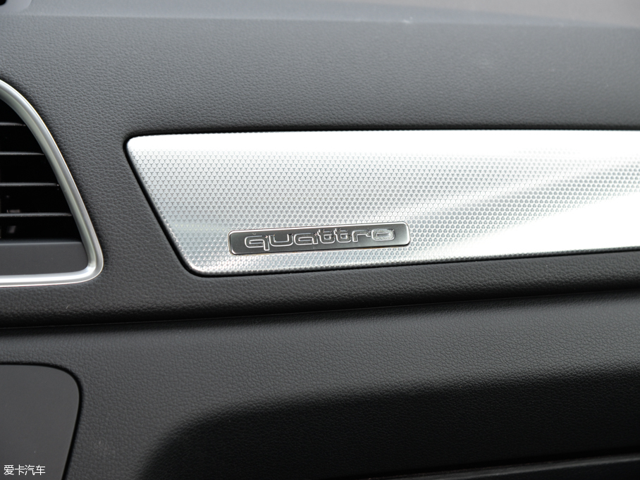 2015WQ3 35 TFSI quattro 300fo