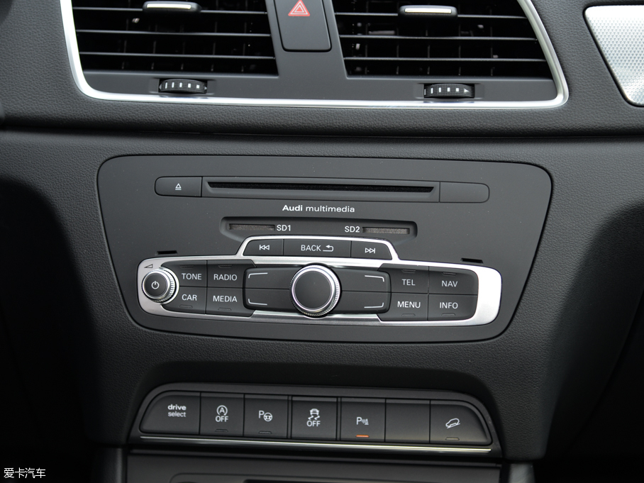 2015?yun)WQ3 35 TFSI quattro 300fo(j)