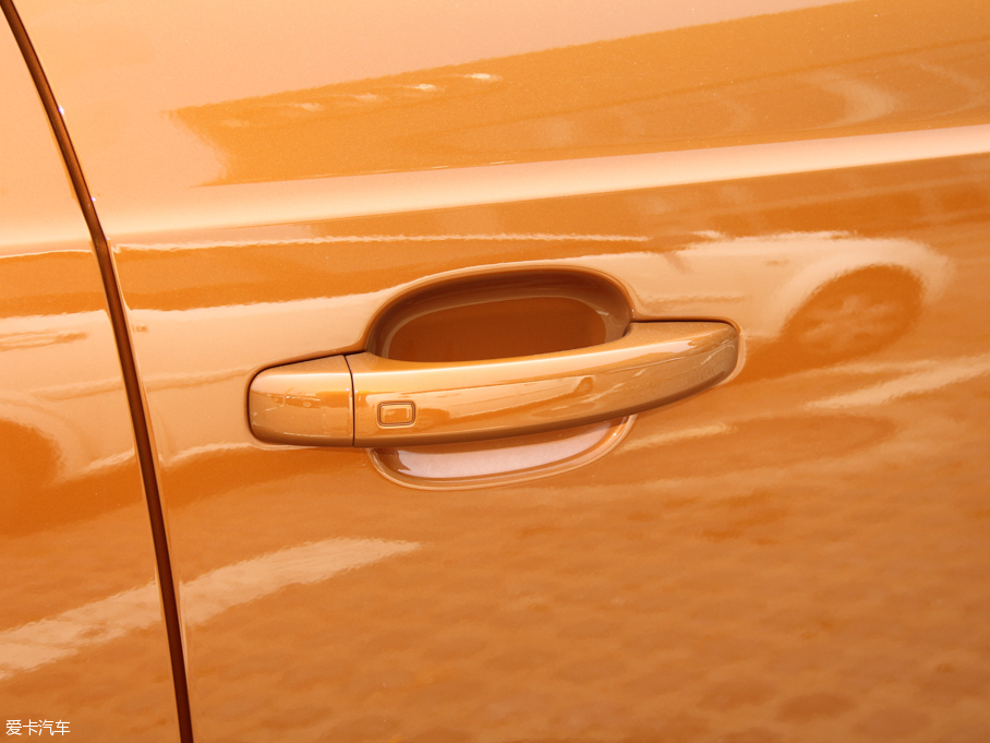 2015WQ3 35 TFSI quattro 300fo