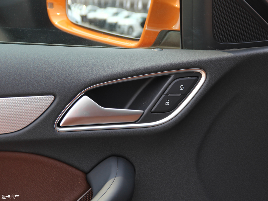 2015WQ3 35 TFSI quattro 300fo