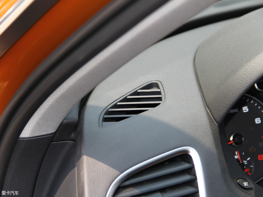 2015WQ3 35 TFSI quattro 300fo