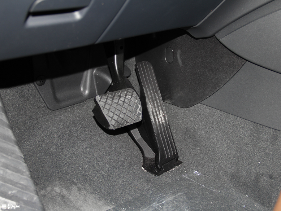 2015WQ3 35 TFSI quattro 300fo