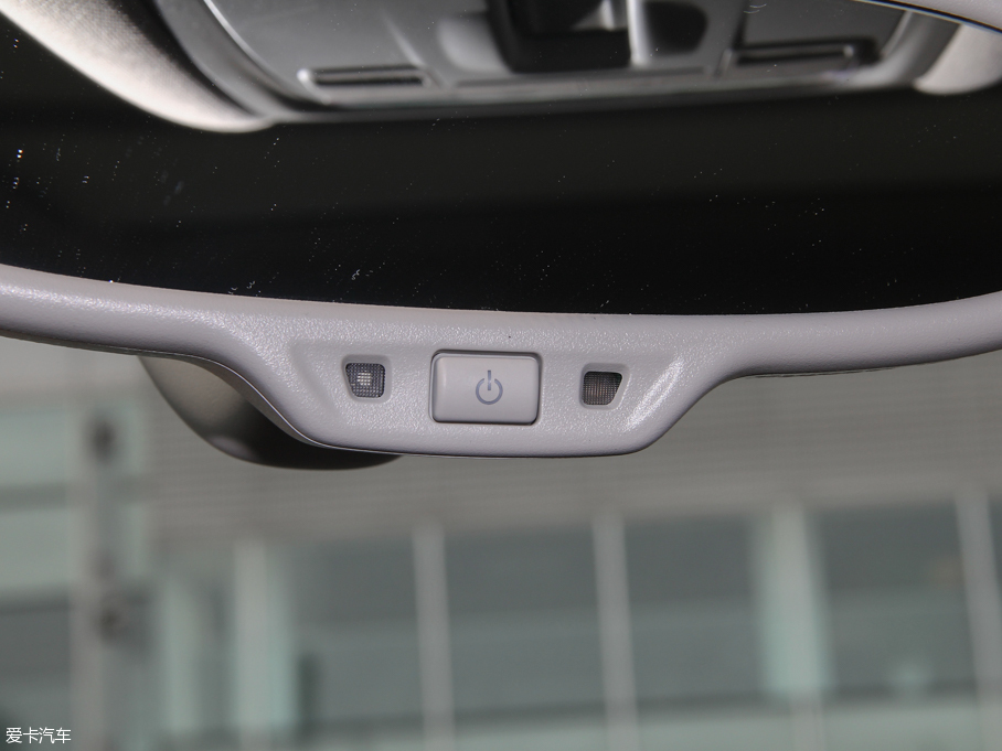 2015WQ3 35 TFSI quattro 300fo