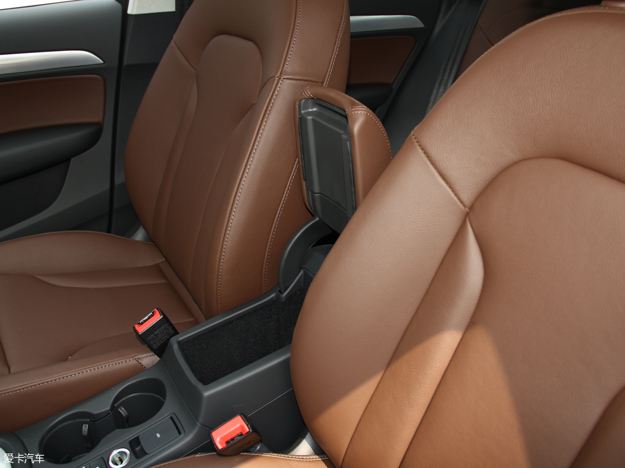 2015WQ3 35 TFSI quattro 300fo