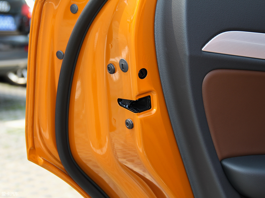 2015WQ3 35 TFSI quattro 300fo