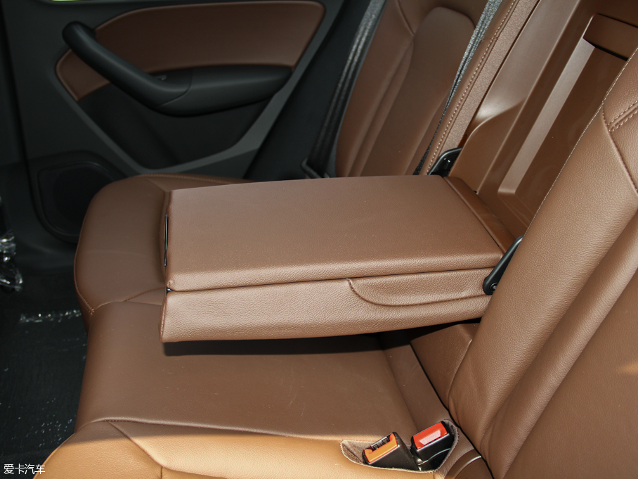 2015WQ3 35 TFSI quattro 300fo