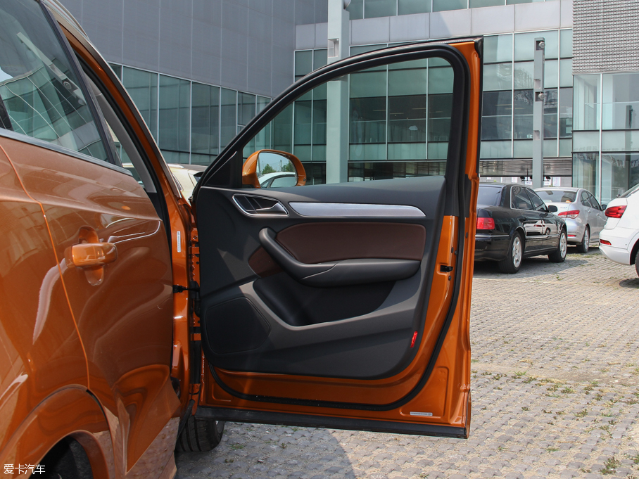 2015WQ3 35 TFSI quattro 300fo