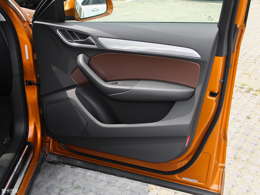 2015WQ3 35 TFSI quattro 300fo