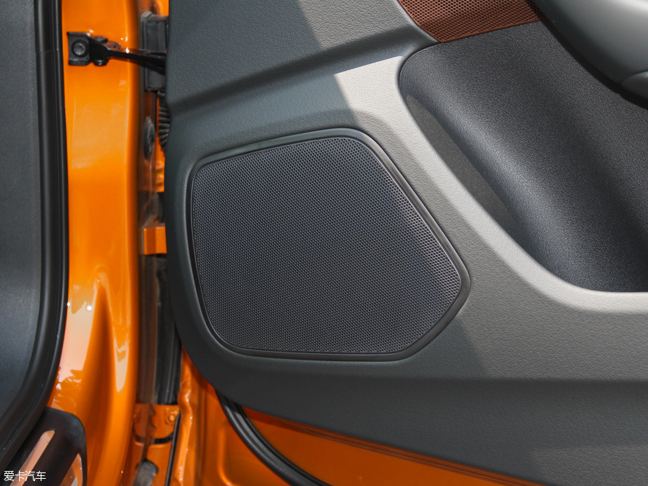 2015WQ3 35 TFSI quattro 300fo