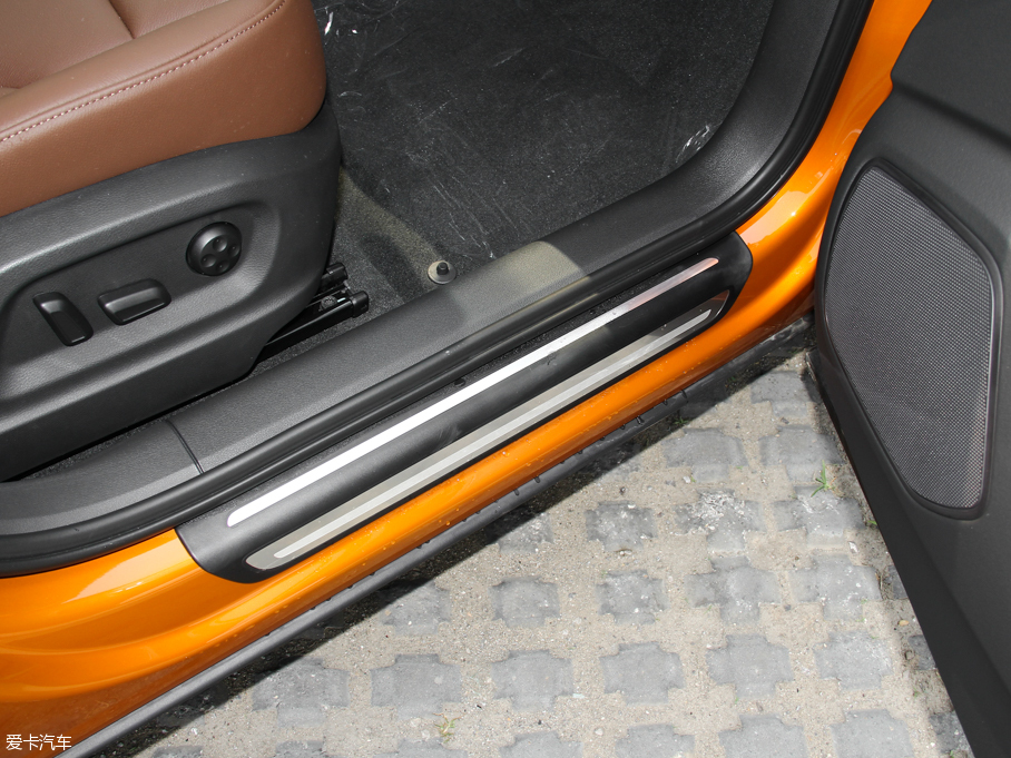 2015WQ3 35 TFSI quattro 300fo