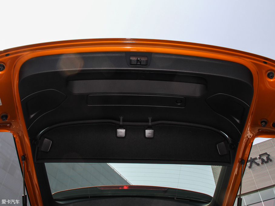 2015WQ3 35 TFSI quattro 300fo