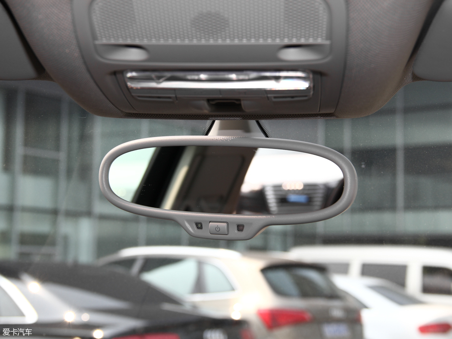 2015WQ3 35 TFSI quattro 300fo(j)