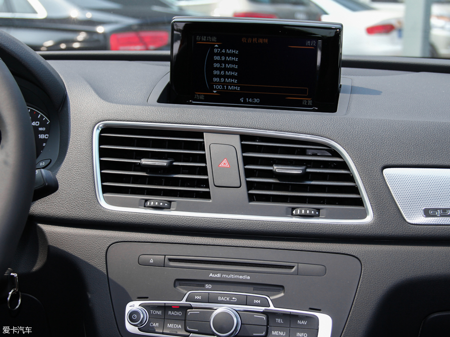 2015WQ3 35 TFSI quattro 300fo