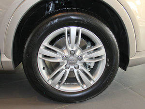 201535 TFSI quattro m ^