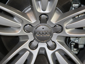 201535 TFSI quattro m ^