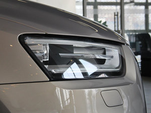 201535 TFSI quattro m ^