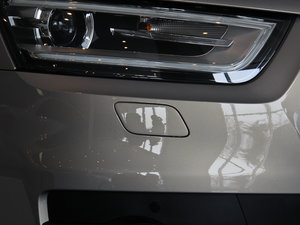 201535 TFSI quattro m ^