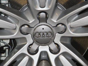 201535 TFSI quattro m ^