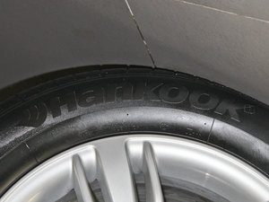 201535 TFSI quattro m ^