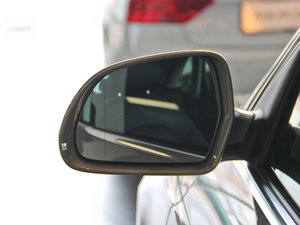 201535 TFSI quattro m ^