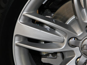 201535 TFSI quattro m ^