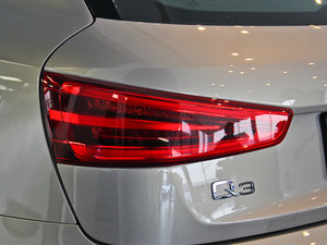 201535 TFSI quattro m ^