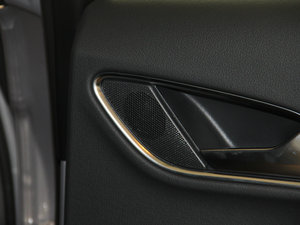 201535 TFSI quattro m п؅^