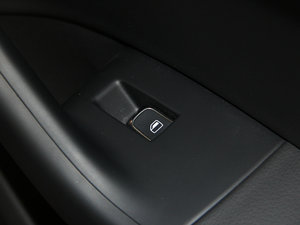 201535 TFSI quattro m п؅^