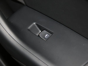 201535 TFSI quattro m п؅^