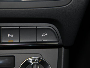 201535 TFSI quattro m п؅^