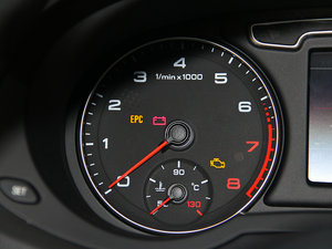 201535 TFSI quattro m п؅^