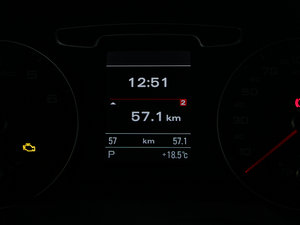 201535 TFSI quattro m п؅^