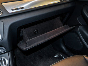 2015款35 TFSI quattro 技术型 手套箱