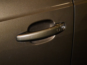 201535 TFSI quattro g {T