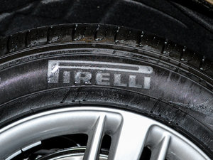 201535 TFSI quattro g ݆̥Ʒ