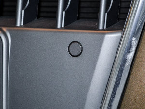 201535 TFSI quattro g ^