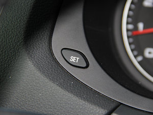 201535 TFSI quattro A п؅^