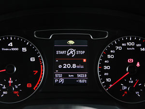 201535 TFSI quattro A п؅^(q)