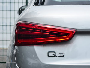 201540 TFSI quattro A (ji)^