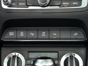 201540 TFSI quattro A п؅^