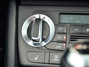 201540 TFSI quattro A п؅^