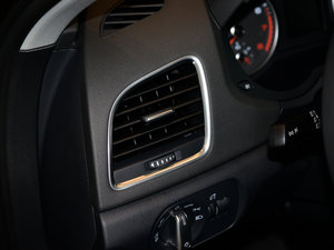 201535 TFSI quattro 300fo п؅^