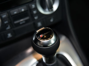 2015款35 TFSI quattro 300万纪念舒享版 中控区
