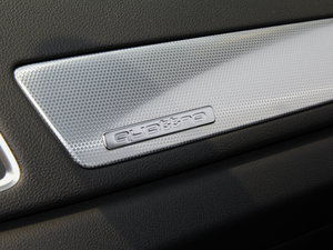 201535 TFSI quattro 300fo п؅^