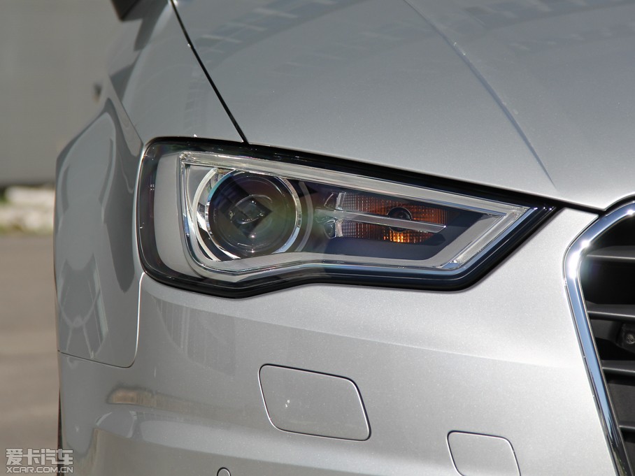 2014WA3 Limousine 35 TFSI m