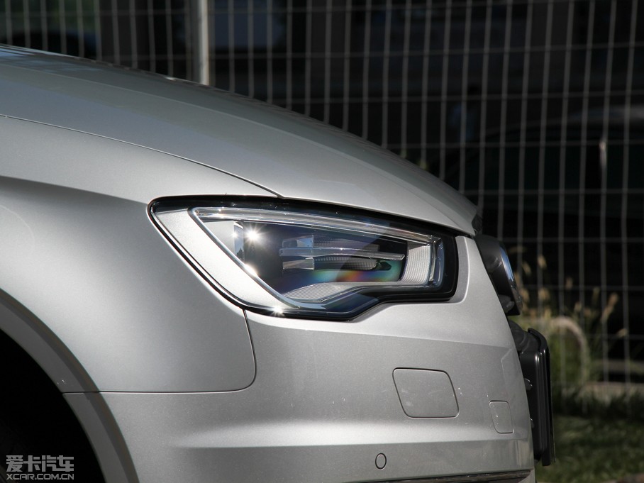 2014WA3 Limousine 35 TFSI m