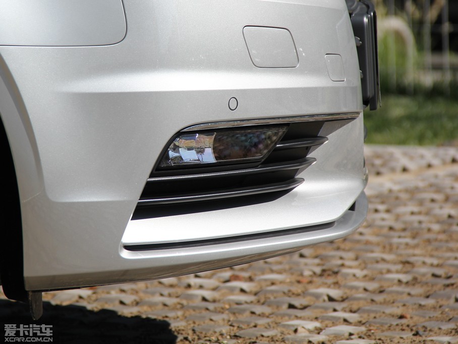 2014WA3 Limousine 35 TFSI m