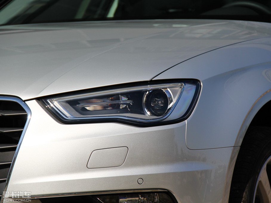 2014WA3 Limousine 35 TFSI m