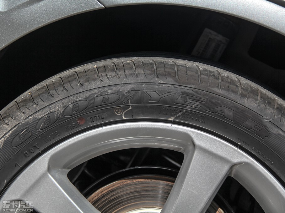 2014?yun)WA3 Limousine 35 TFSI m